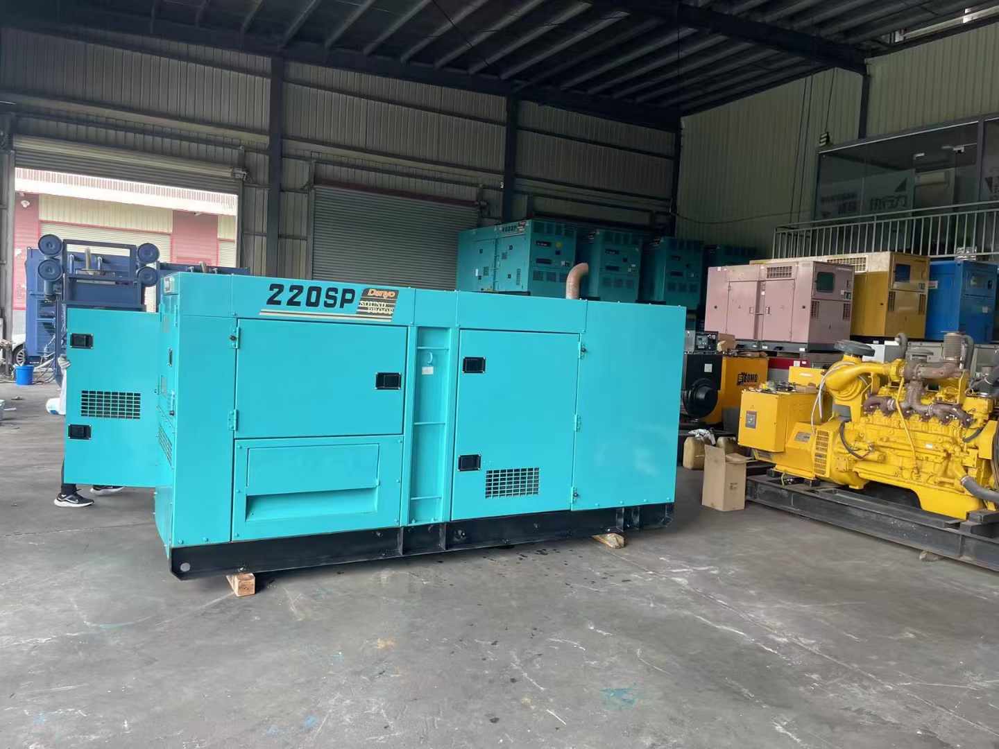 新泰600kW柴油发电机组带载能力?