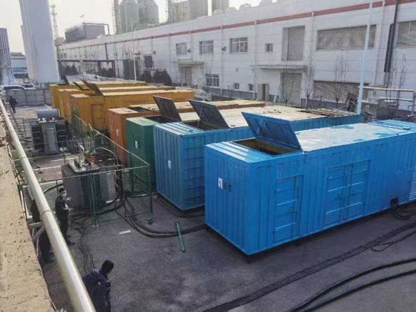 新泰380V和690V电压的电缆线相同吗?